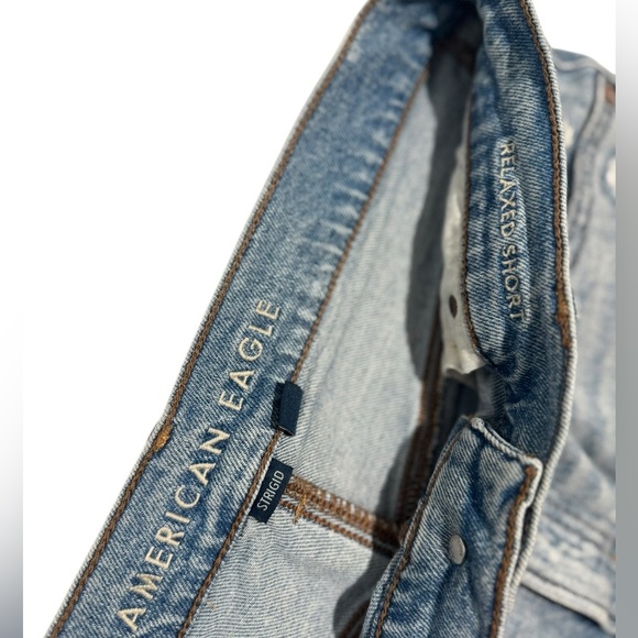 AMERICAN EAGLE AE Strigid Super High-Waisted Relaxed Ripped Denim Short  sz 12 - Picture 5 of 8